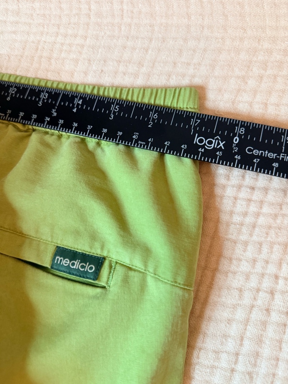 Mediclo Scrub Set XL Green Sustainable V-Neck Top Jogger Pants Stretch Tencel - Picture 16 of 17